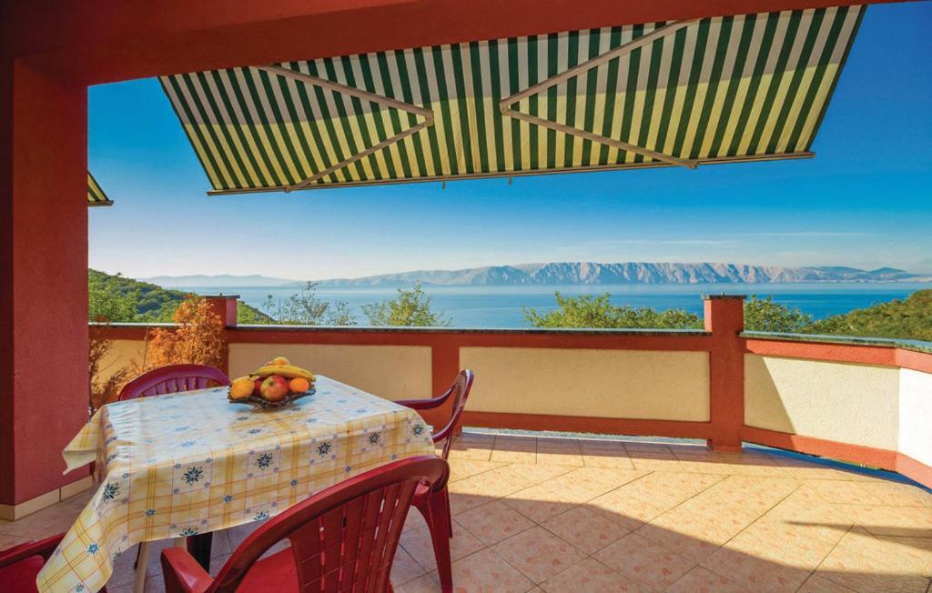 Apartments Anita Sibinj Krmpotski Εξωτερικό φωτογραφία